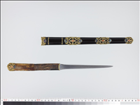 斑犀把漆鞘黄金葛形珠玉荘刀子 第3号 - 正倉院