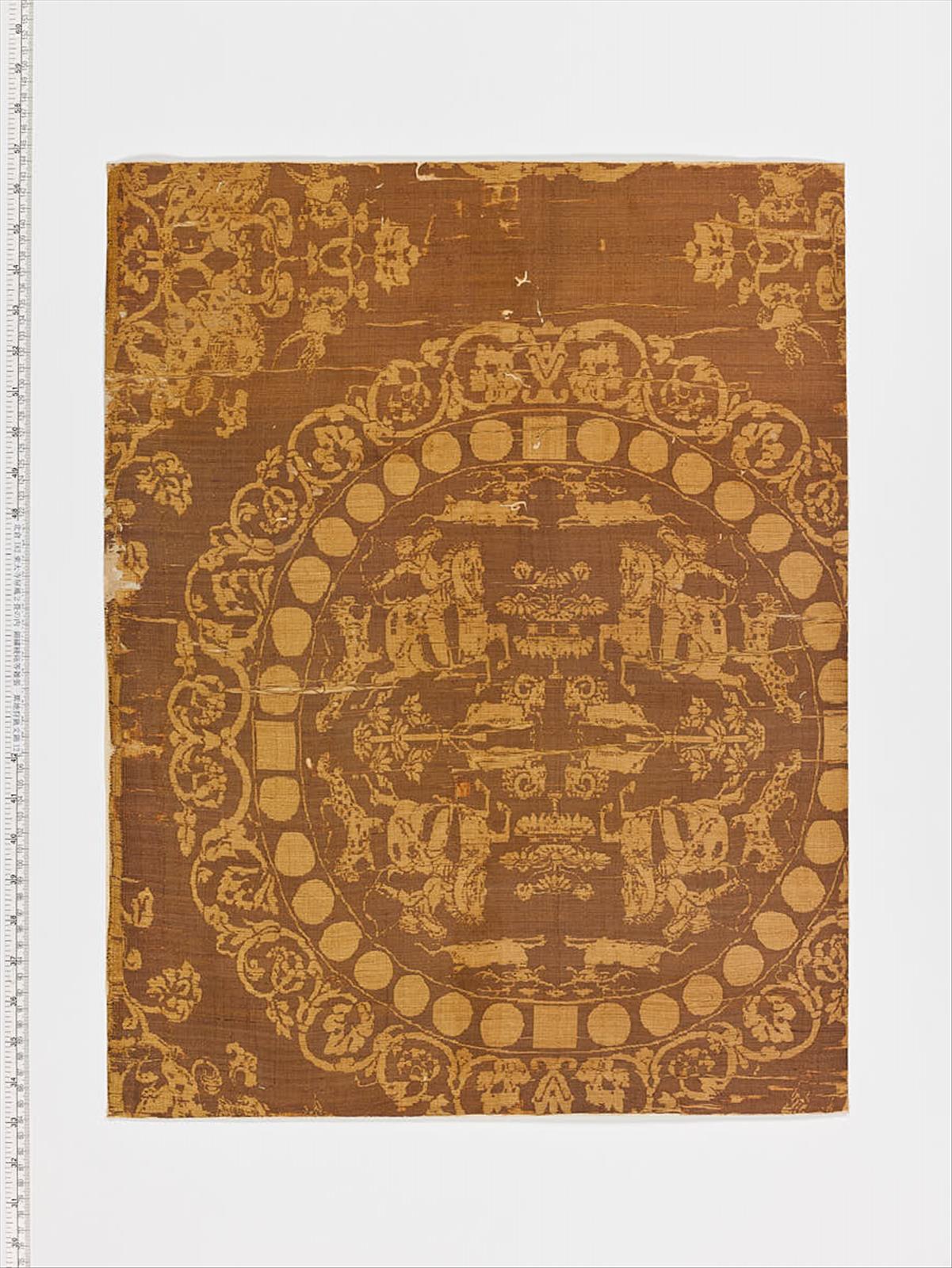 紫地狩猟文錦 第12号（東大寺屏風1-5） - 正倉院